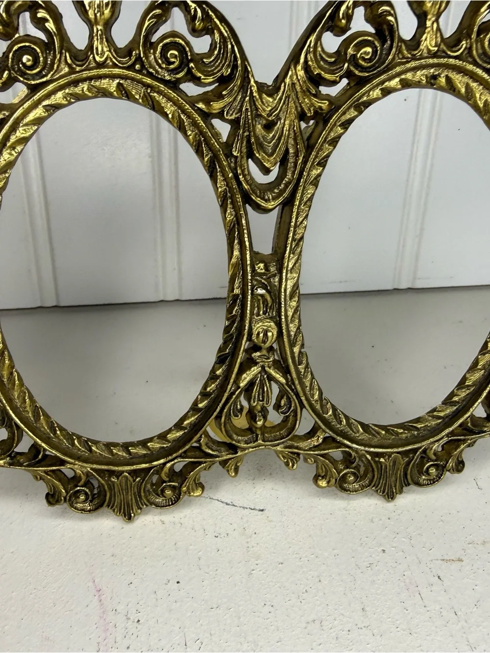 Antique Brass Tone Double Oval Frame with Stand, Vintage Art Nouveau Ornate Fram
